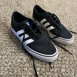 Like New - Men’s Adidas Sneakers